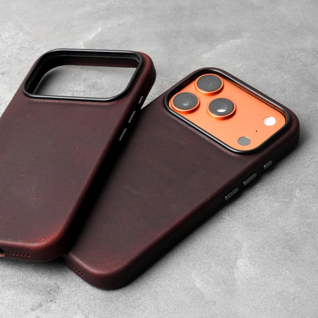 Modena Pull-Up Crazy Horse - Leather Case