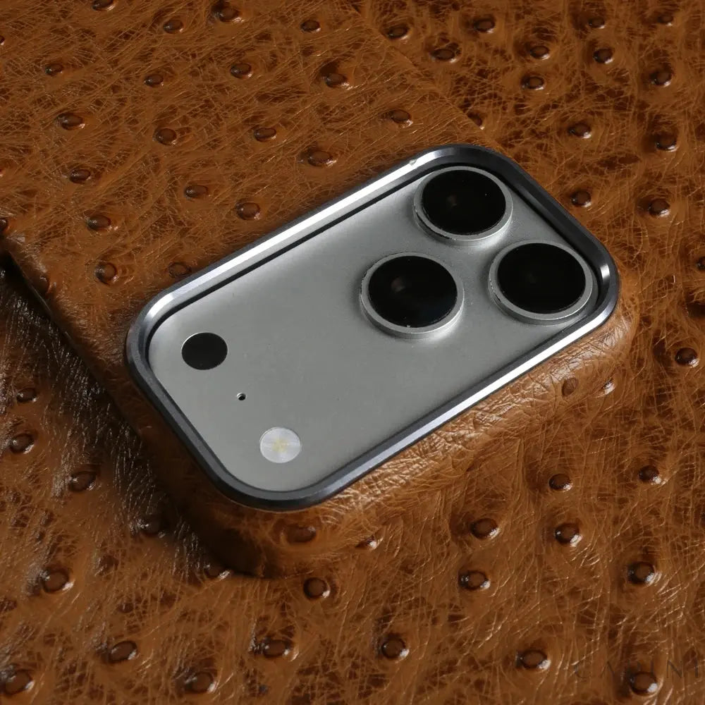 Deruta Ostrich-Grain – Leather Case