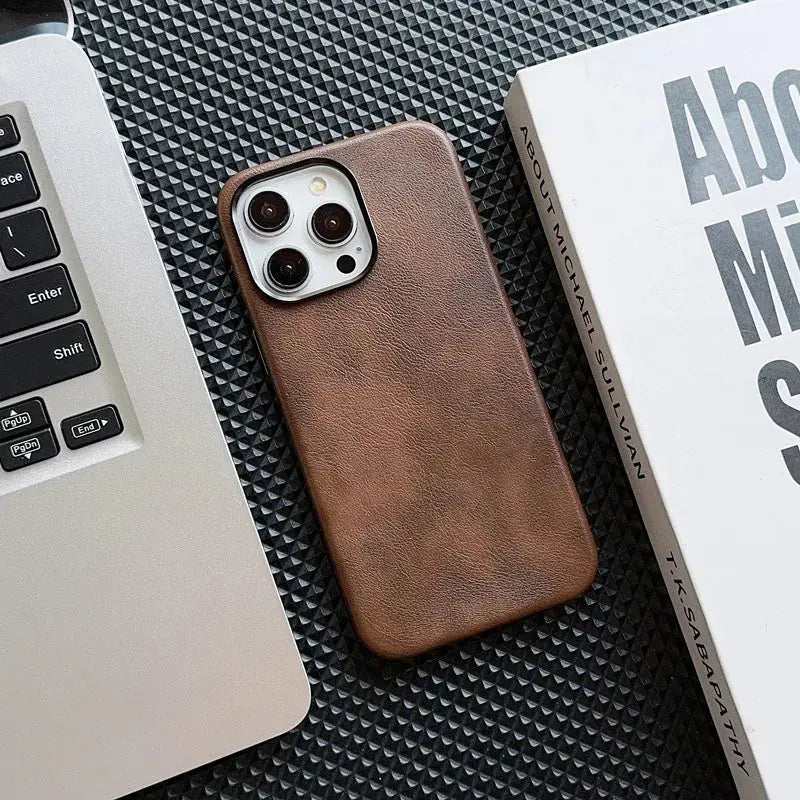 Prague Retro – Vegan Leather Case