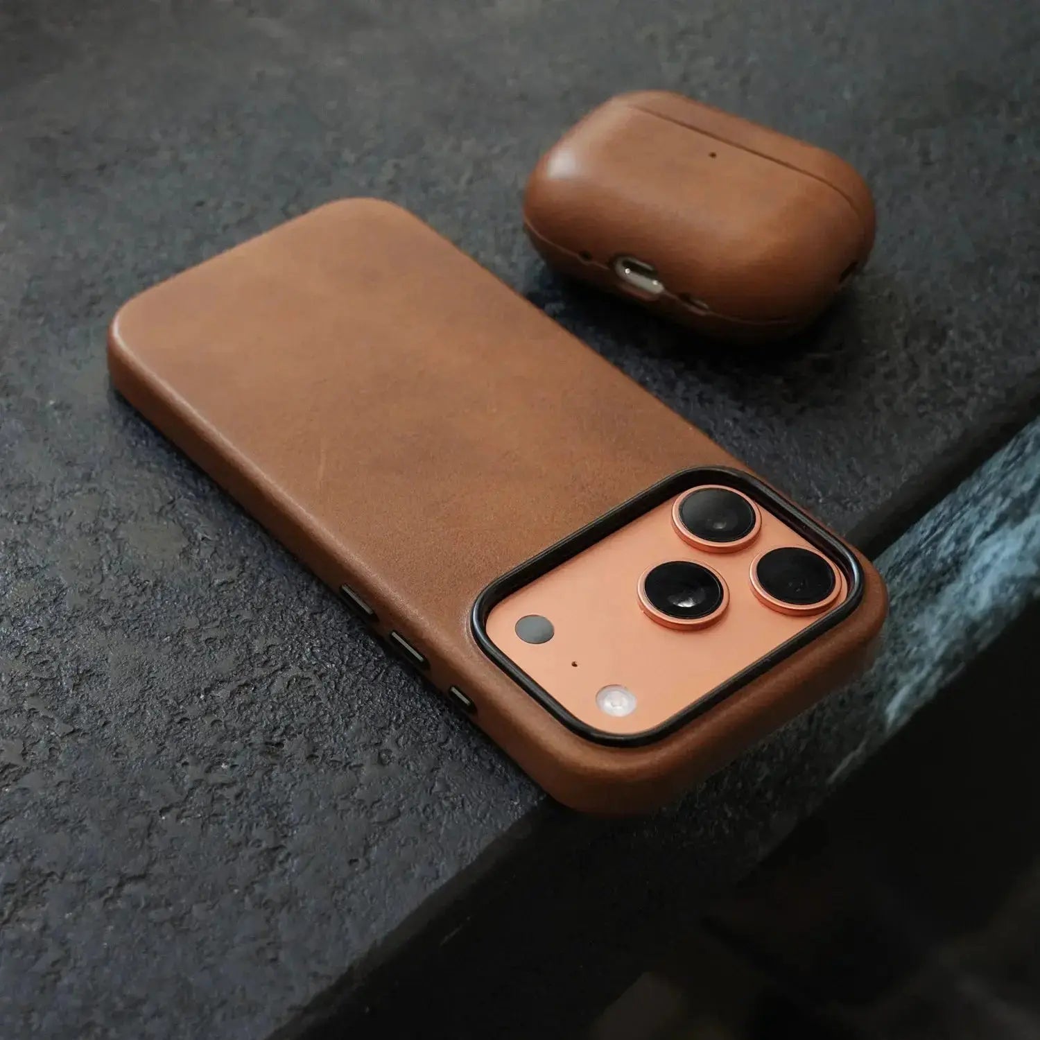 Copenhagen Conceria 800 – AirPods Leather Case Capini Firenze