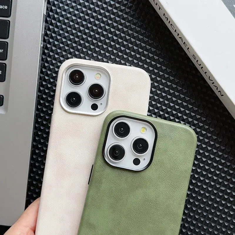 Prague Retro – Vegan Leather Case