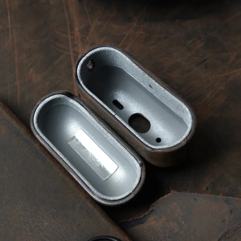 Ferrara Crazy Horse – AirPods Leather Case Capini Firenze