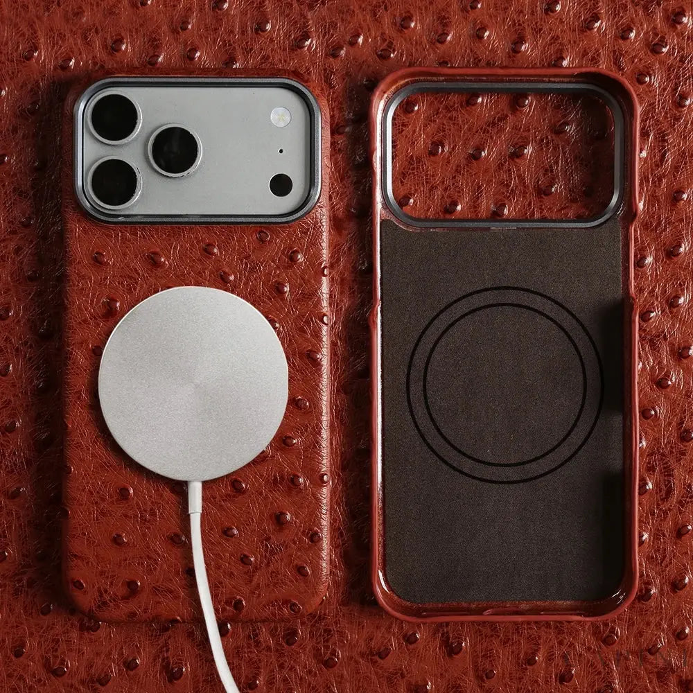 Deruta Ostrich-Grain – Leather Case