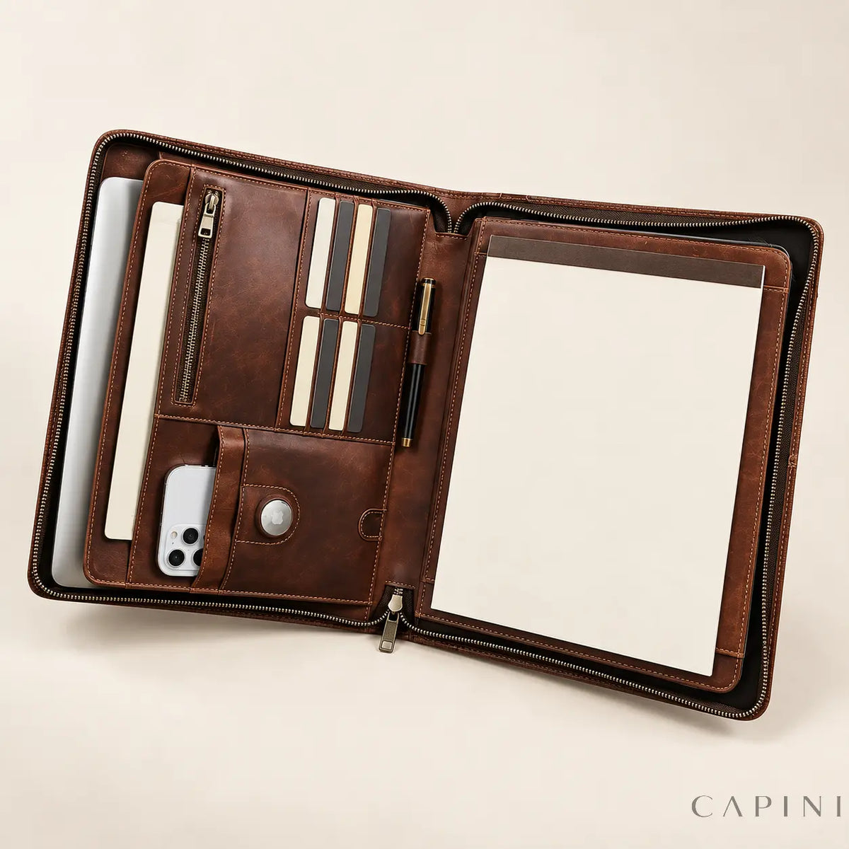 Macerata Oil-Wax - Leather Padfolio - detail view